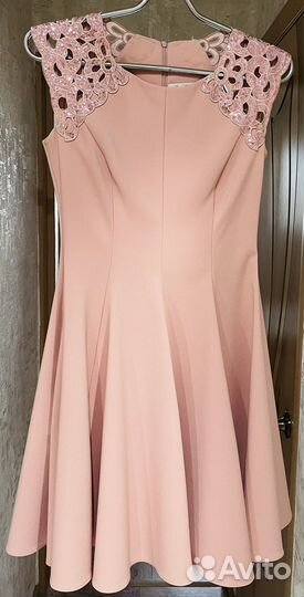 Платье 44 размера