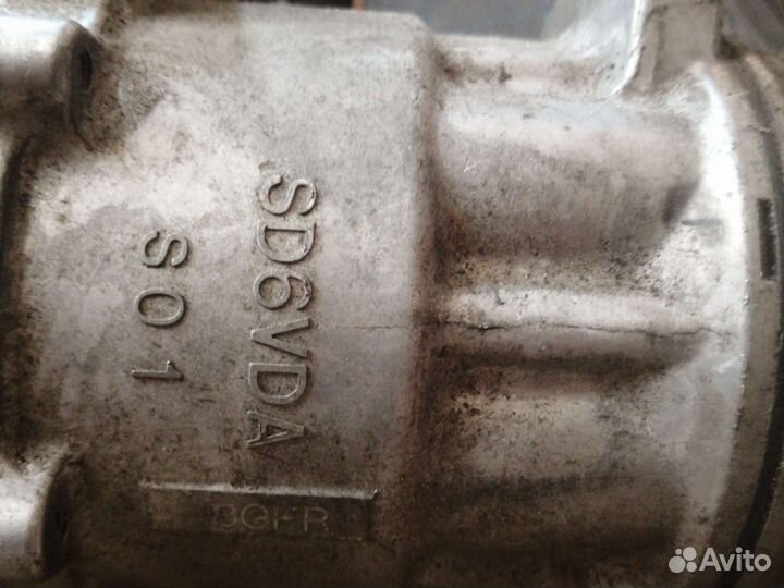 Компрессор кондиционера Renault clio