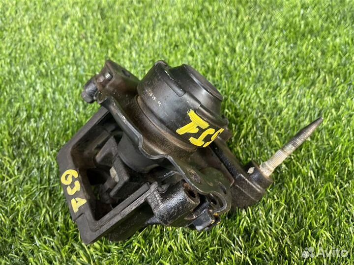 Подушка двигателя передняя правая Honda Airwave