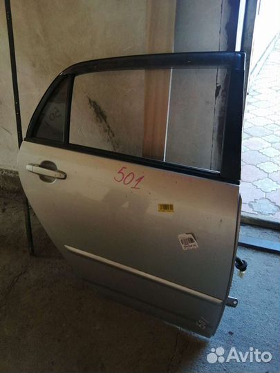 Дверь Toyota Corolla Runx