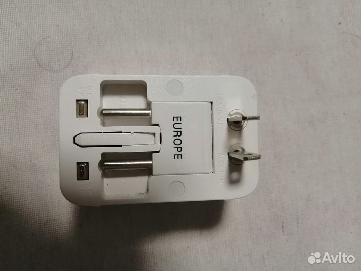 Адаптер/переходник для розеток разных стран