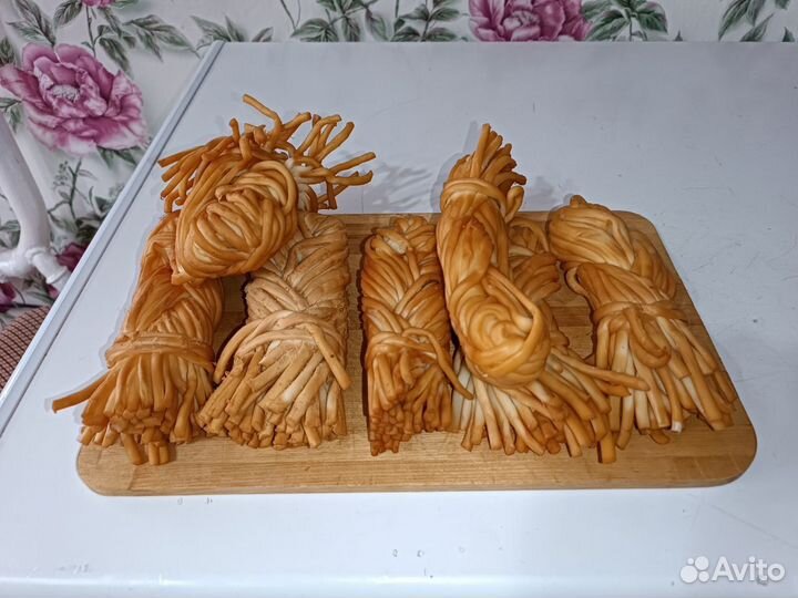 Сыр косичка копченый