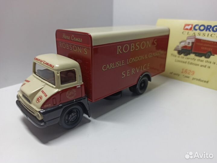 Коллекционная модель грузового автомобиля