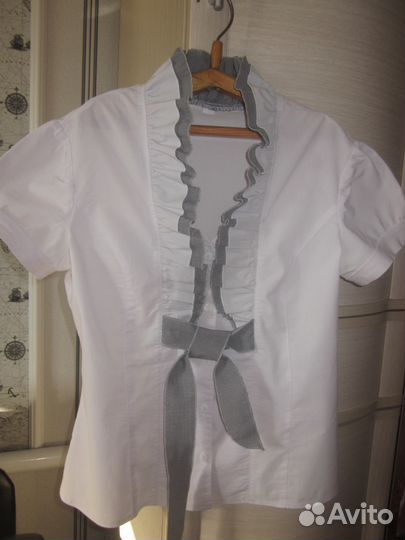 Белые блузки