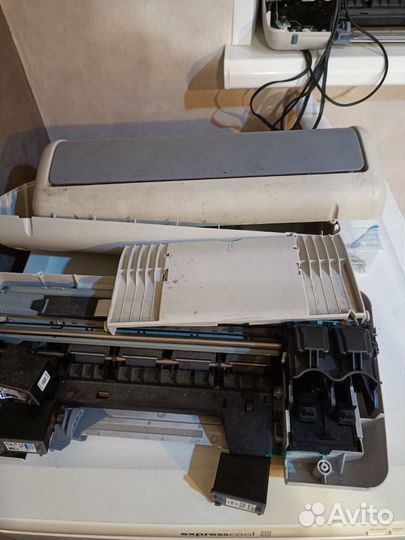 Принтер HP desjet 3325