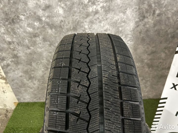 Sailun Ice Blazer Arctic 215/50 R17 91T