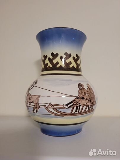 Вазы декоративные