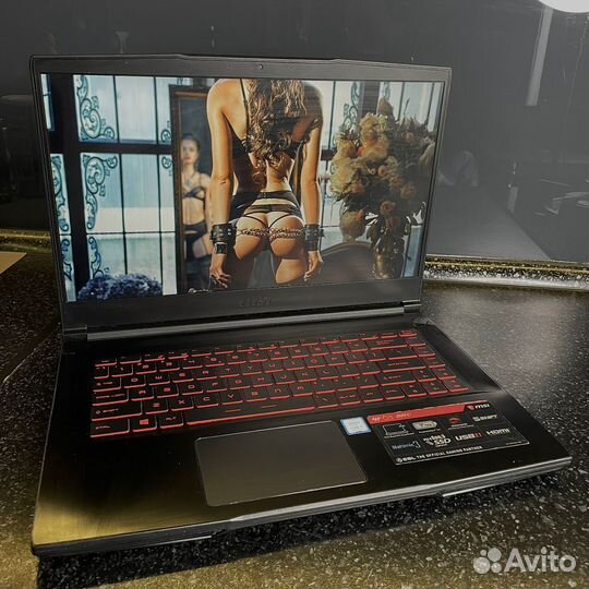 Игровой ноутбук MSI i5-8300/gtx1050/16g/640g