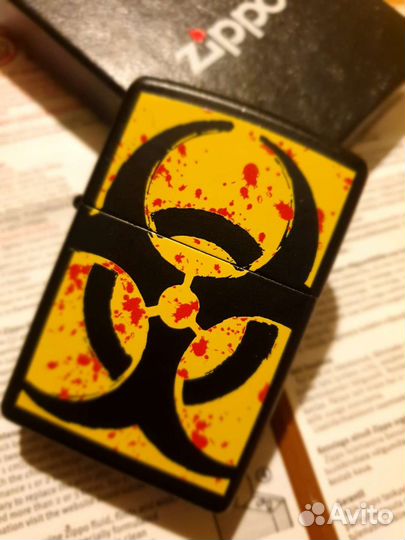 Zippo black matte Biohazart