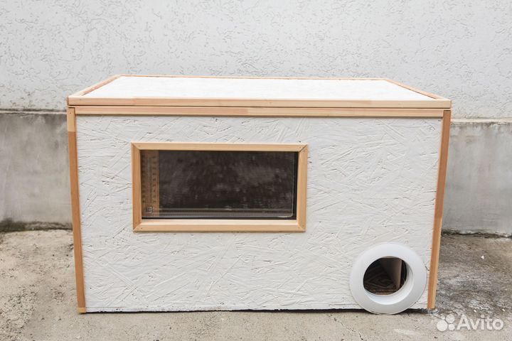 Домик, будка для кошек и собак