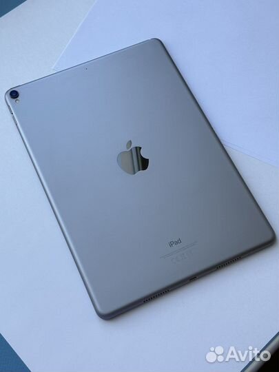 iPad Pro 10,5 64Гб Wifi + Apple pencil