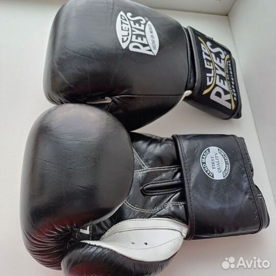 Боксерские перчатки cleto reyes 16 oz Пакистан