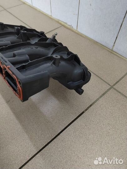 Впускной коллектор Audi A6 C6, A4 B7 2,0tfsi