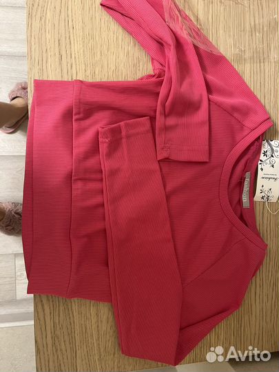 Костюм для фитнеса женский