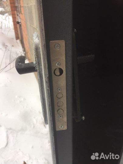 Вскрытие ремонт замена замков