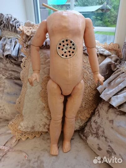 Тело антикварной французской куклы