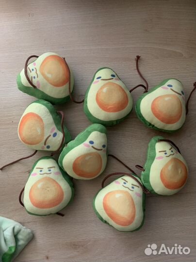 Мягкая игрушка авокадо