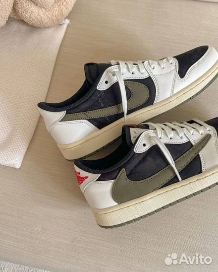 Кроссовки Nike air jordan 1 travis scott olive