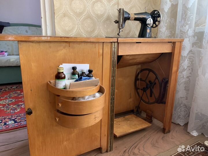 Швейная машина пмз им Калинина