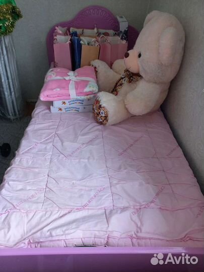 Детская кровать с матрасом