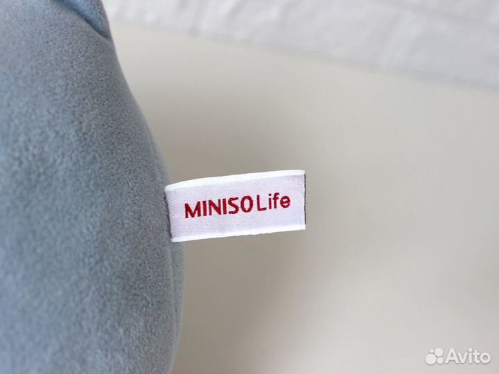 Плюшевый пингвин Miniso 30 см