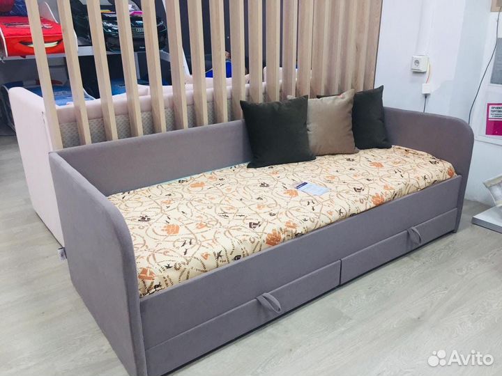 Кровать Софт подростковая с ящиком