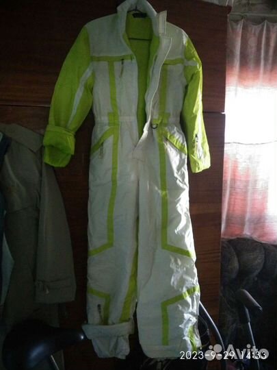 Женский комбинезон