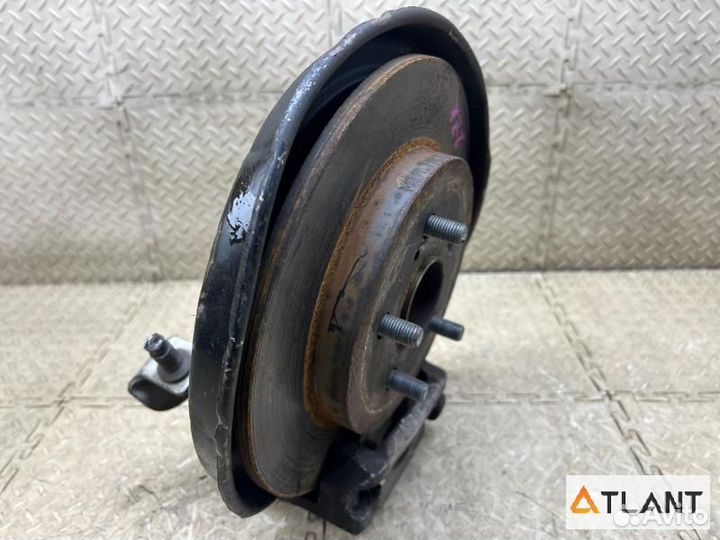 Ступица задняя левая toyota prius