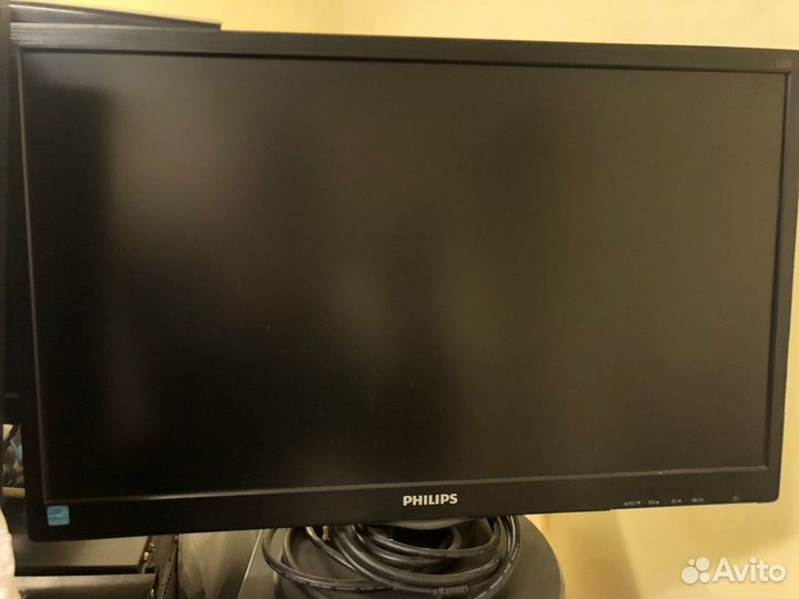 Мониторы Asus vh 222 и Philips 223v