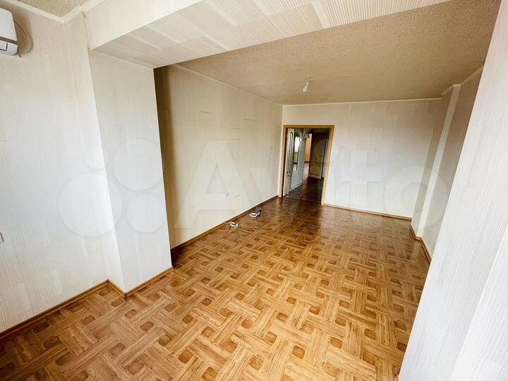 2-к. квартира, 70 м², 6/6 эт.