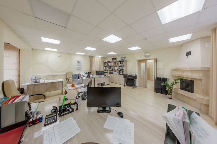 Продам офисное помещение, 207.9 м²