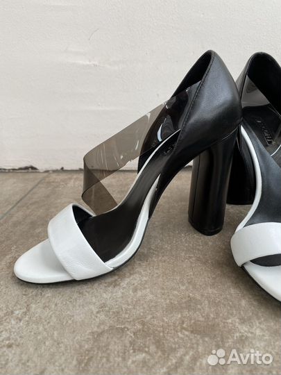 Вечерние туфли