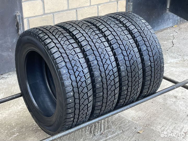 Viatti Brina Nordico V-522 185/65 R15 88T