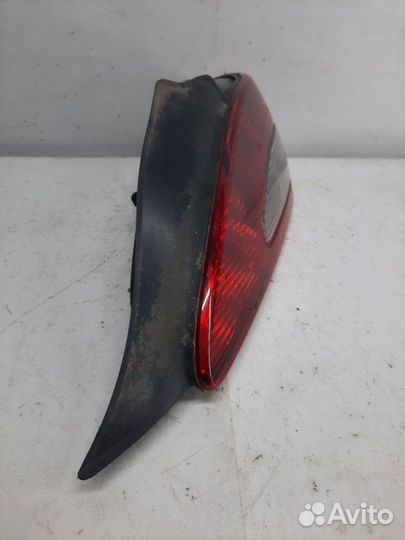 Фонарь задний правый Peugeot 406 купе 2.2 2003