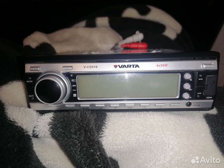 Магнитола varta V-CD510