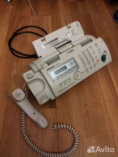 Факс телефон Panasonic KX-fp218ru