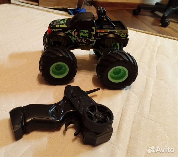 Радиоуправляемая машина