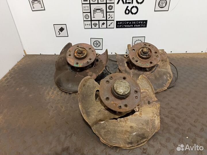 Кулак поворотный передний для Mercedes Benz W124