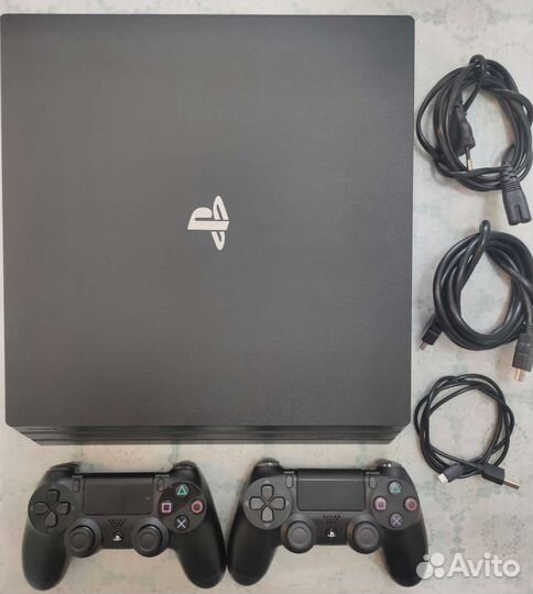 Sony PS4 Pro 7108 и 7208