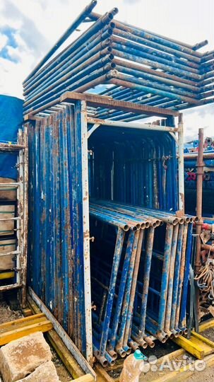 Леса строительные рамные бу