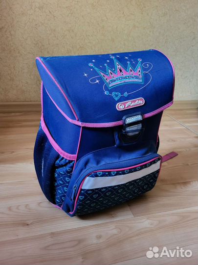 Школьный ранец для девочек