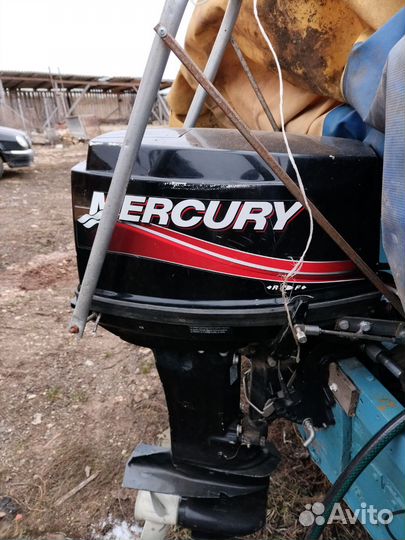 Катер Днепр с с мотором меркурий-30 лошадей