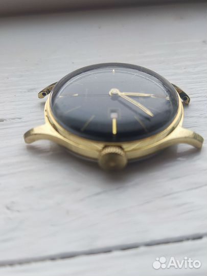 Мужские наручные часы механические. Германия