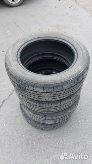 Roadstone Classe Premiere CP672 215/60 R17