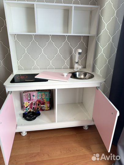 Детская деревянная кухня