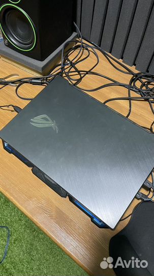 Игровой ноутбук Asus rog strix gl704gv