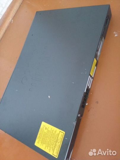 Коммутатор cisco WS-C2960X-24TS-L