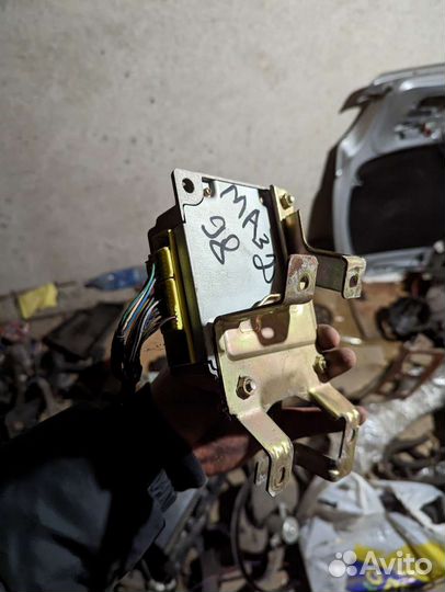 Блок управления Airbag Mazda 323