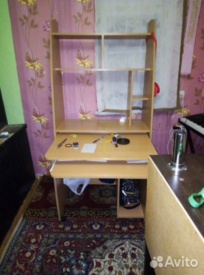 Компьютерный стол