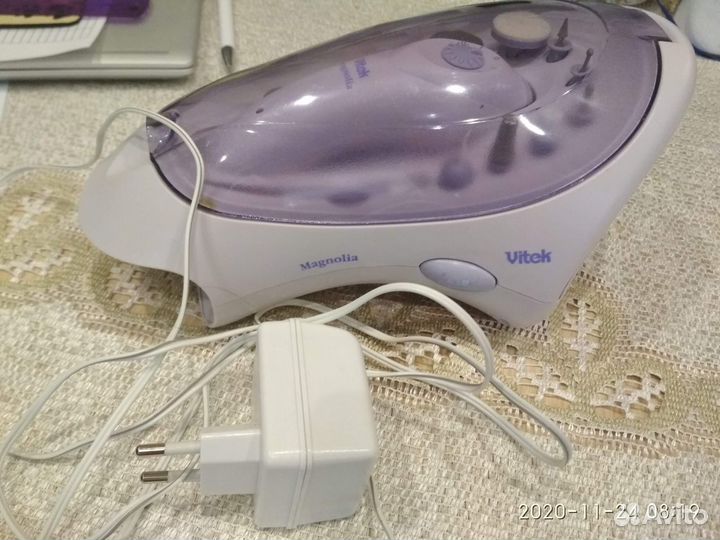 Маникюрный набор Vitek